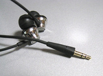 100823_earphone_1.jpg